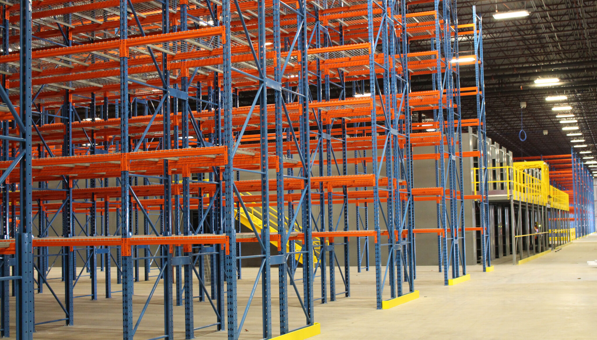 Optimizing Warehouse Efficiency - Pallet Racking Products and Solutions